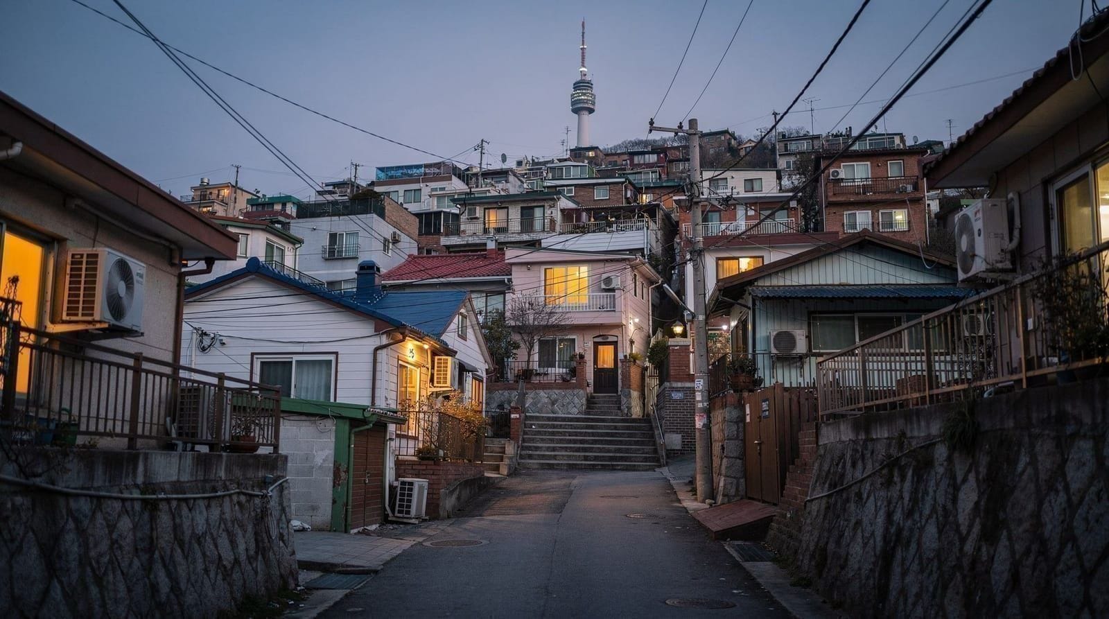 Itaewon and Haebangchon